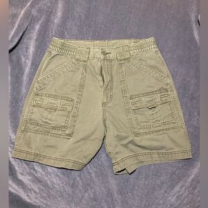 Men's Olive Cargo Shorts size 32.